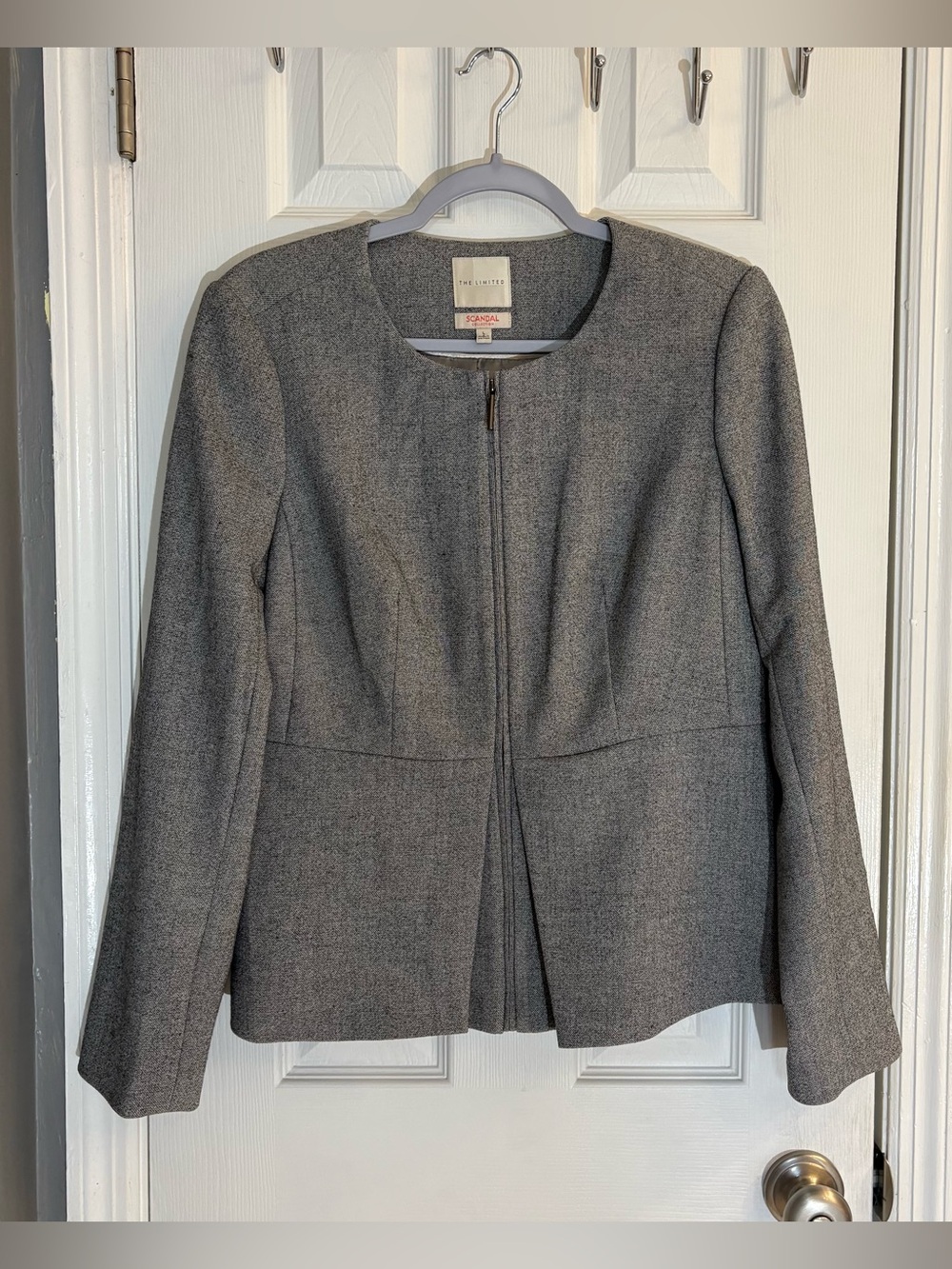The Limited Scandal Collection Gray Zip Peplum Blazer Jacket Size Large.